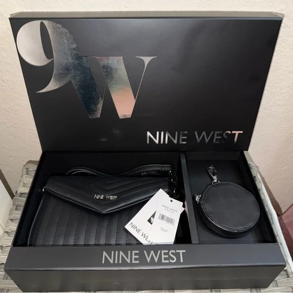 Nine West Sleigh Mini Quilted Crossbody Bag Set – Black – NWT - Picture 13 of 13